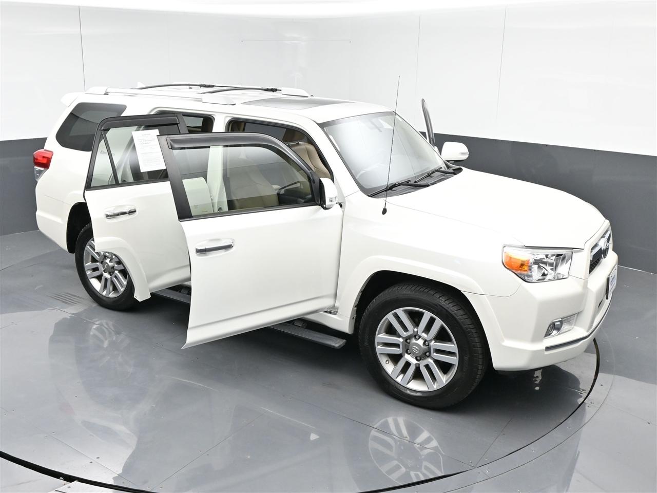 Toyota 4Runner Limited 4WD V6 2013