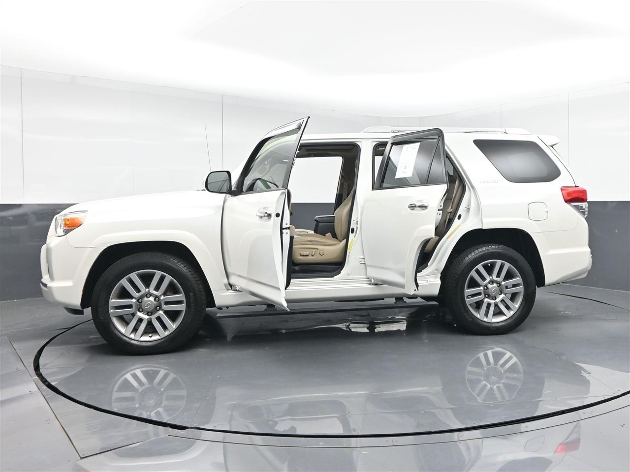 Toyota 4Runner Limited 4WD V6 2013