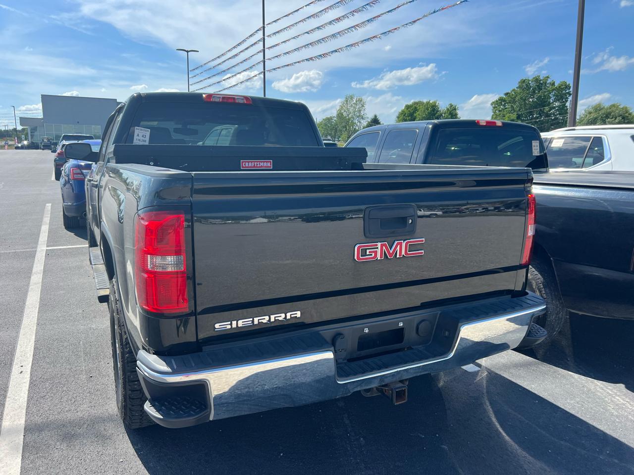 GMC Sierra 1500 Base Double Cab 4WD 2015