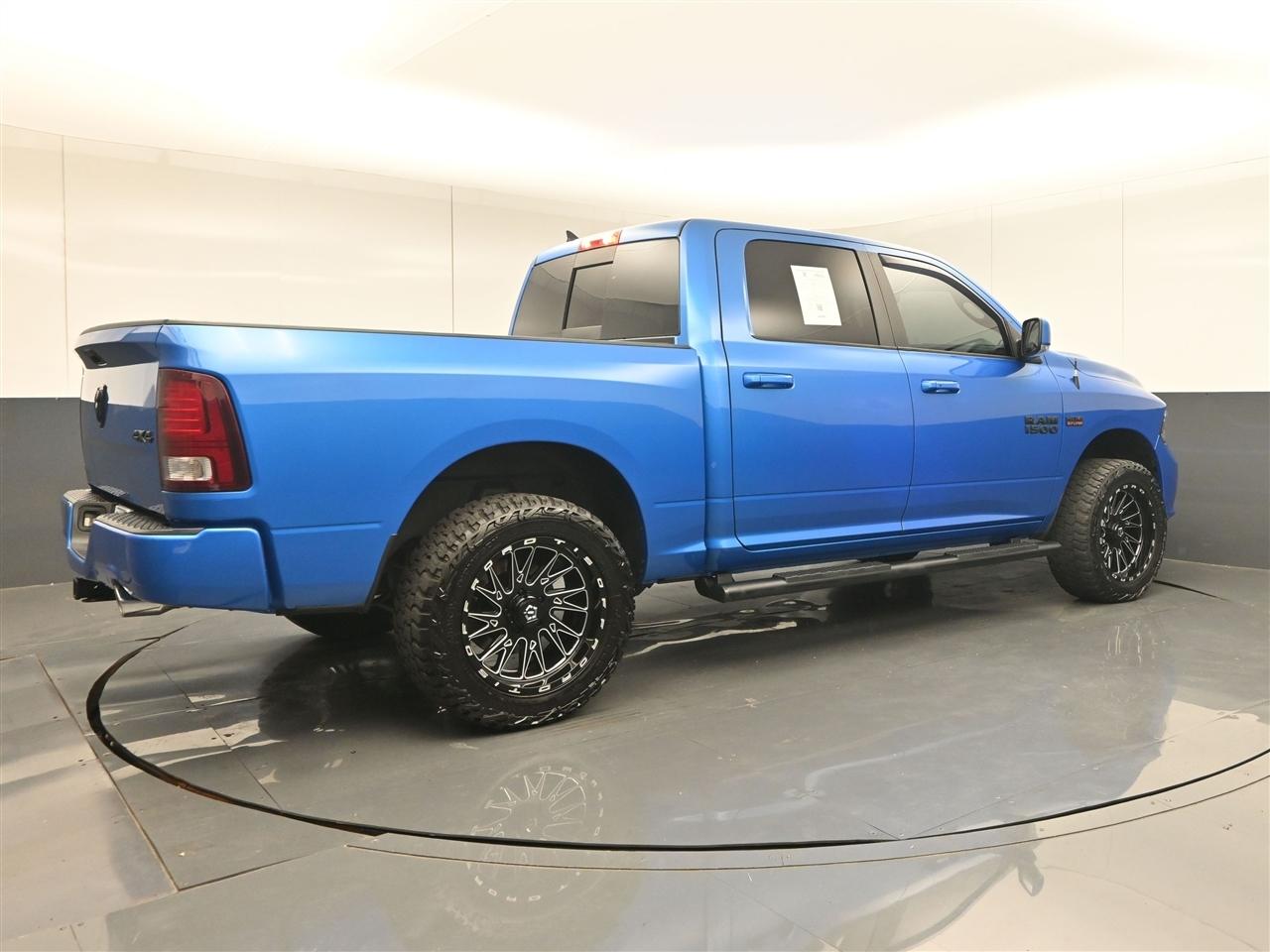 RAM 1500 Sport Crew Cab SWB 4WD 2018