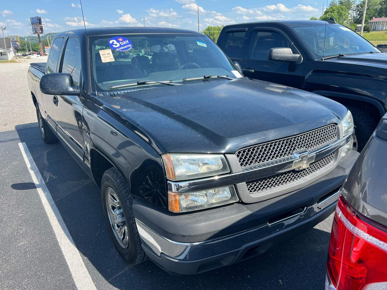 Chevrolet Silverado 1500 LS Ext. Cab Short Bed 2WD 2005