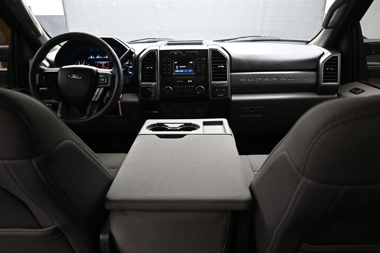 Ford F-250 SD XLT Crew Cab 4WD 2019