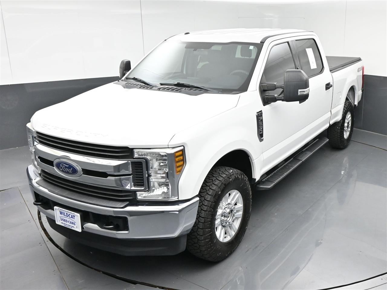 Ford F-250 SD XLT Crew Cab 4WD 2019
