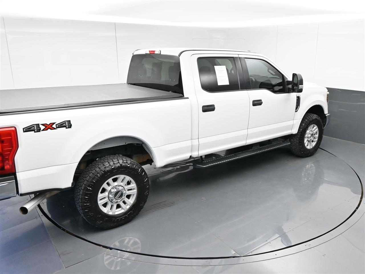 Ford F-250 SD XLT Crew Cab 4WD 2019