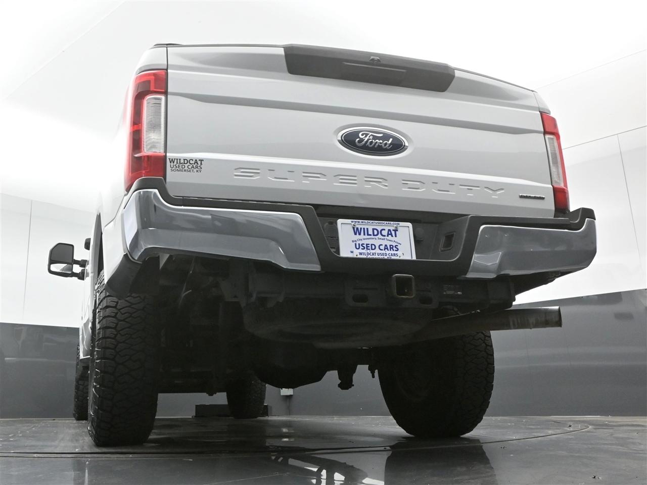 Ford F-250 SD XLT Crew Cab 4WD 2019