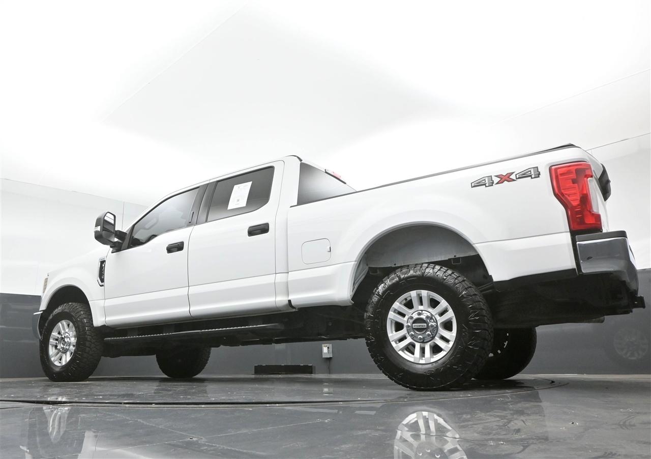 Ford F-250 SD XLT Crew Cab 4WD 2019