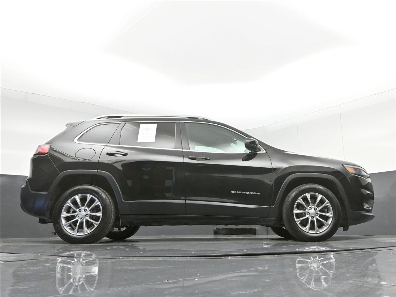 Jeep Cherokee Latitude Plus FWD 2019
