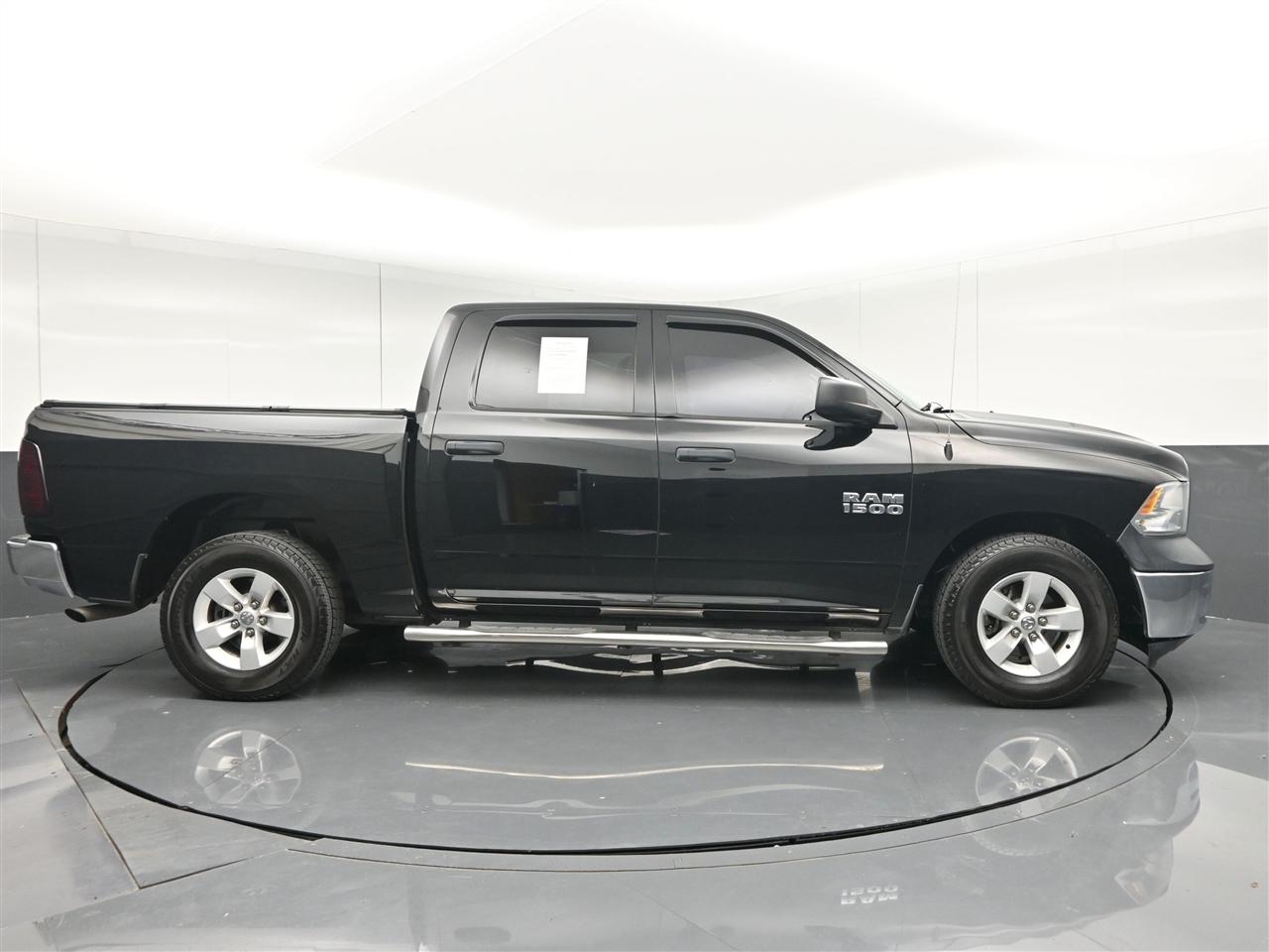 RAM 1500 Tradesman/Express Crew Cab SWB 2WD 2014