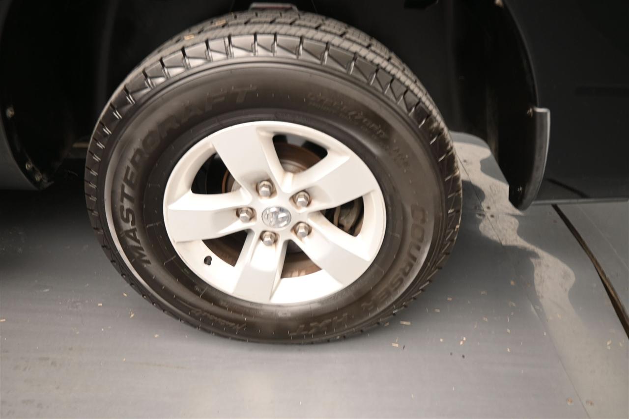 RAM 1500 Tradesman/Express Crew Cab SWB 2WD 2014
