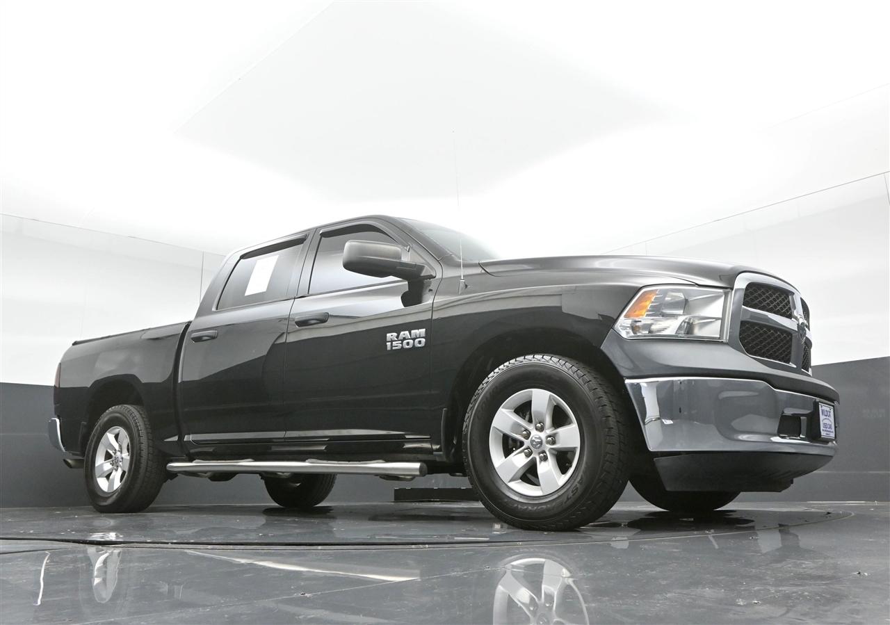 RAM 1500 Tradesman/Express Crew Cab SWB 2WD 2014