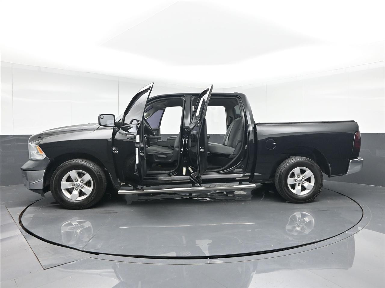 RAM 1500 Tradesman/Express Crew Cab SWB 2WD 2014