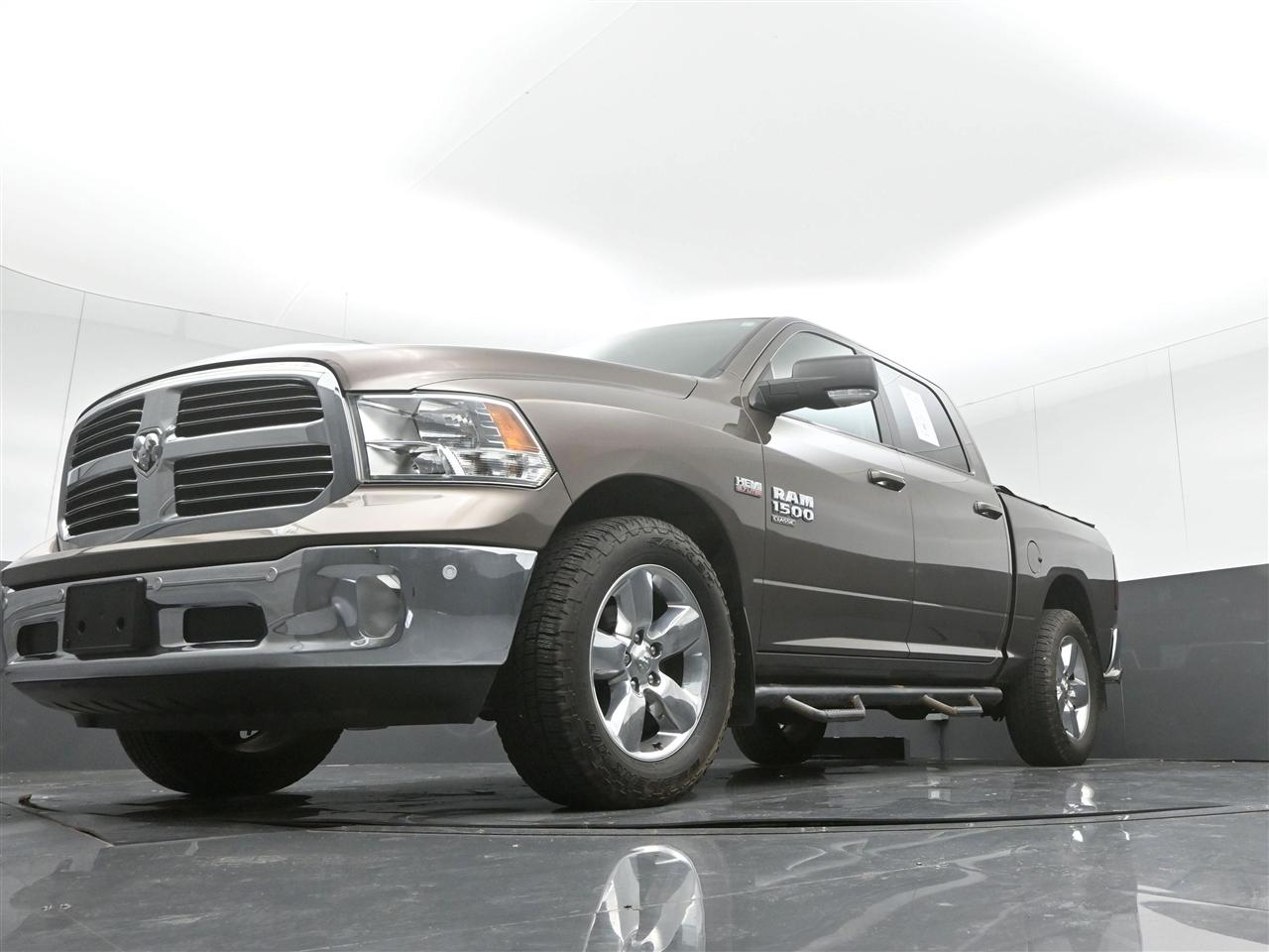 RAM 1500 Classic Tradesman Crew Cab SWB 4WD 2019