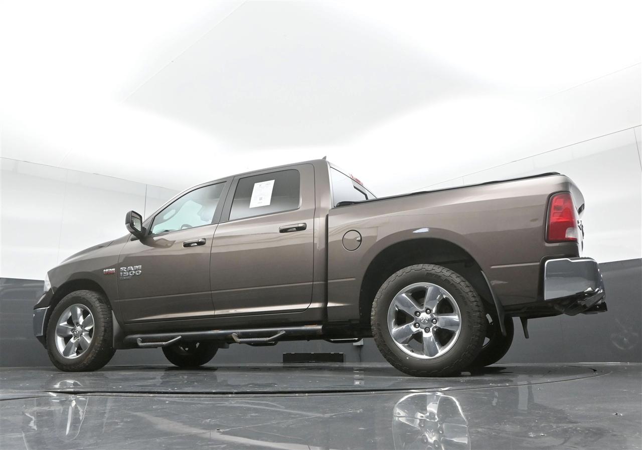 RAM 1500 Classic Tradesman Crew Cab SWB 4WD 2019
