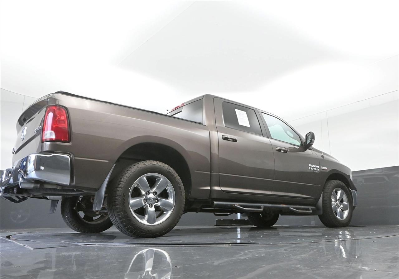 RAM 1500 Classic Tradesman Crew Cab SWB 4WD 2019