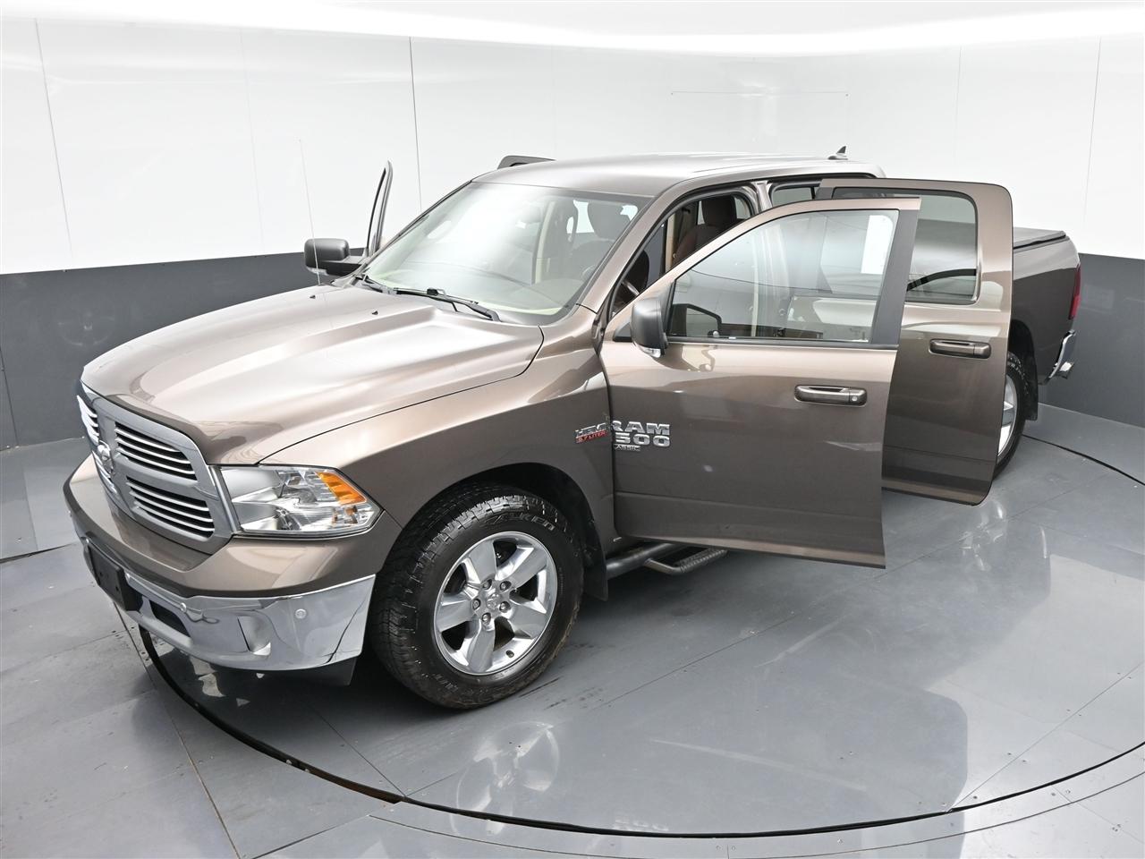 RAM 1500 Classic Tradesman Crew Cab SWB 4WD 2019