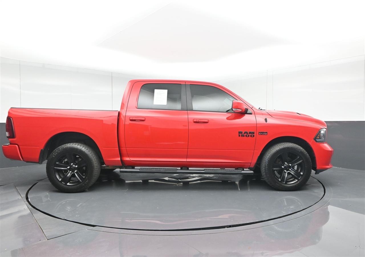 RAM 1500 Sport Crew Cab SWB 4WD 2016