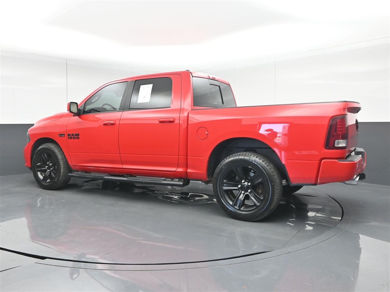 RAM 1500 Sport Crew Cab SWB 4WD 2016