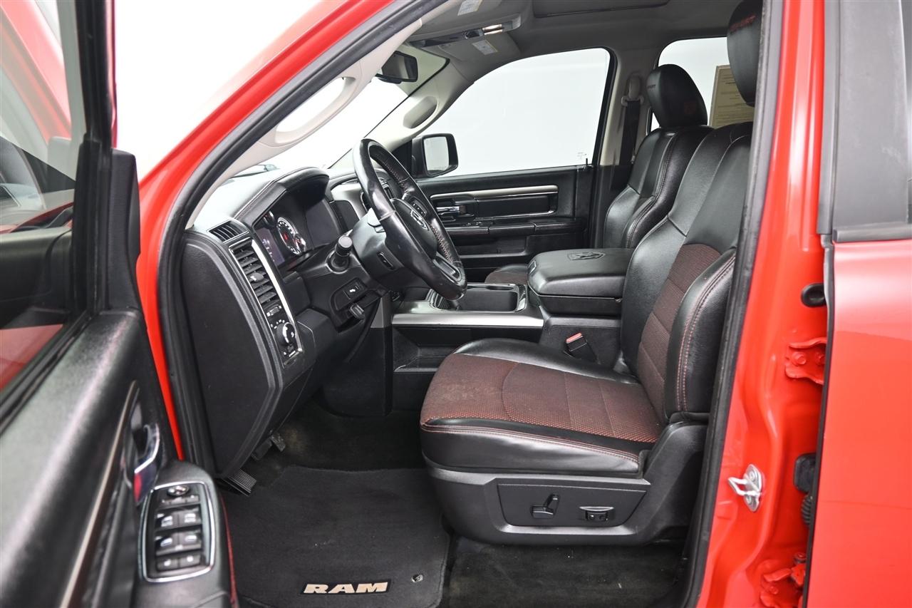 RAM 1500 Sport Crew Cab SWB 4WD 2016
