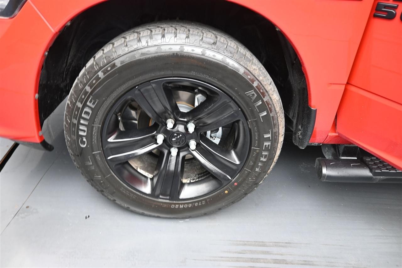 RAM 1500 Sport Crew Cab SWB 4WD 2016
