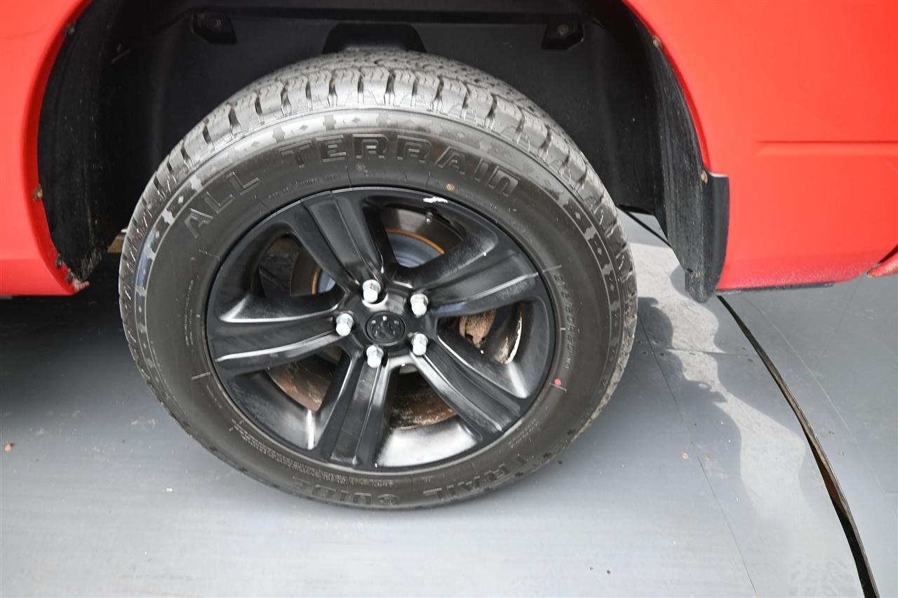RAM 1500 Sport Crew Cab SWB 4WD 2016