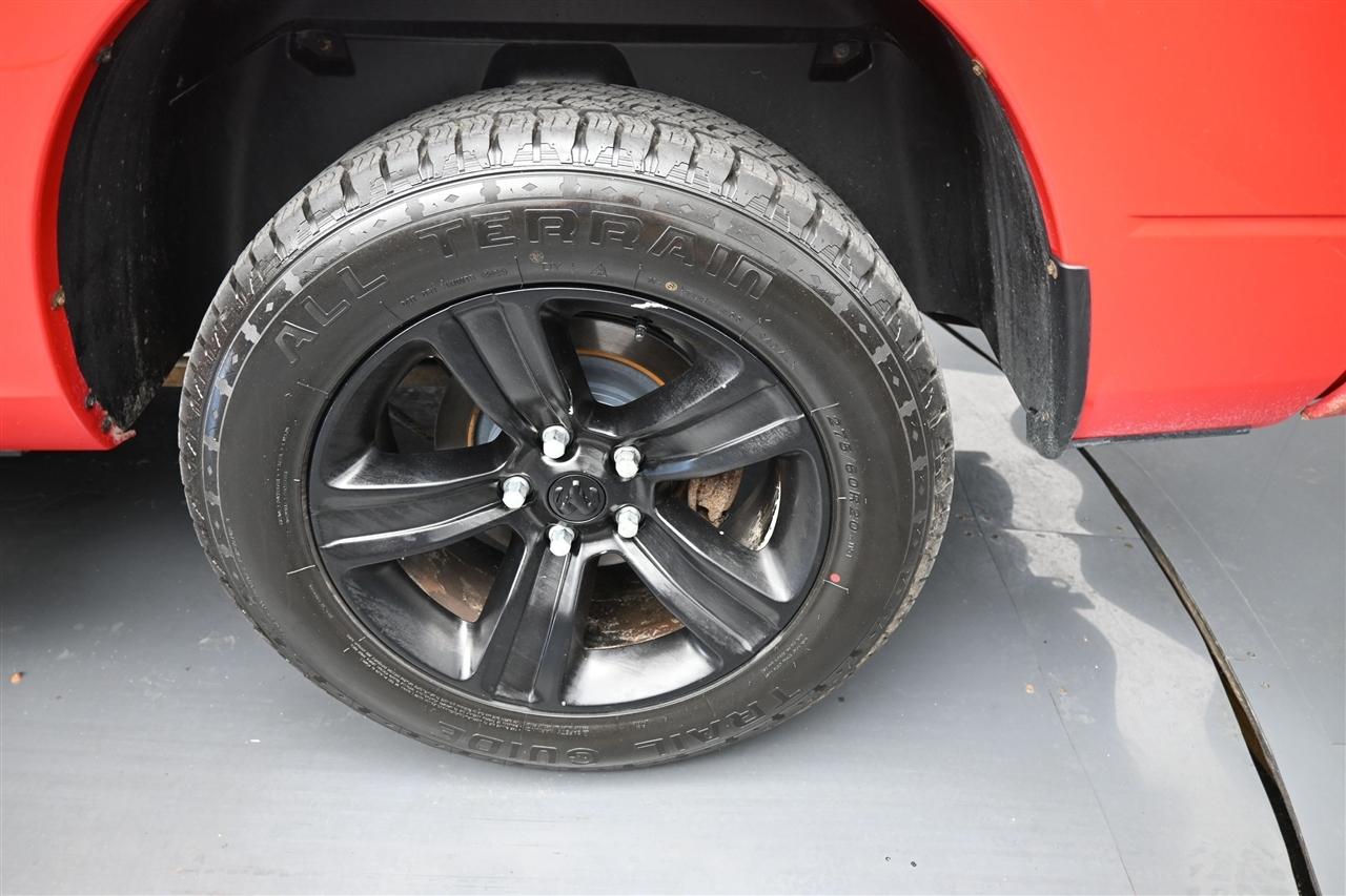 RAM 1500 Sport Crew Cab SWB 4WD 2016