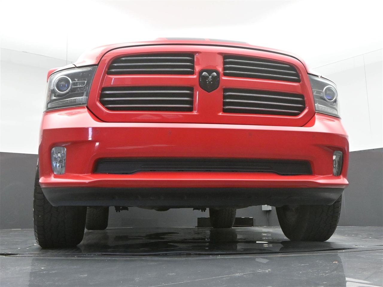 RAM 1500 Sport Crew Cab SWB 4WD 2016