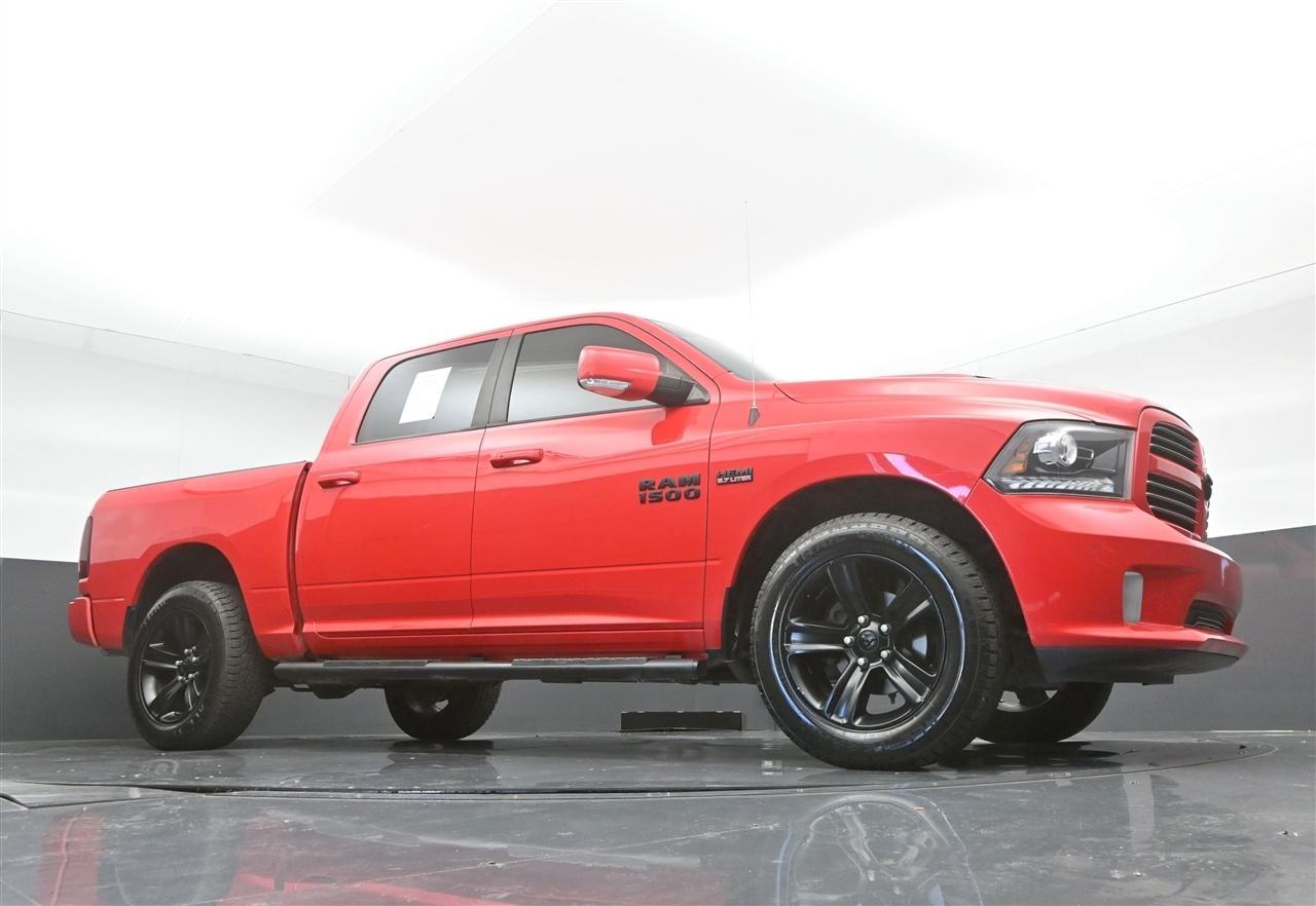 RAM 1500 Sport Crew Cab SWB 4WD 2016