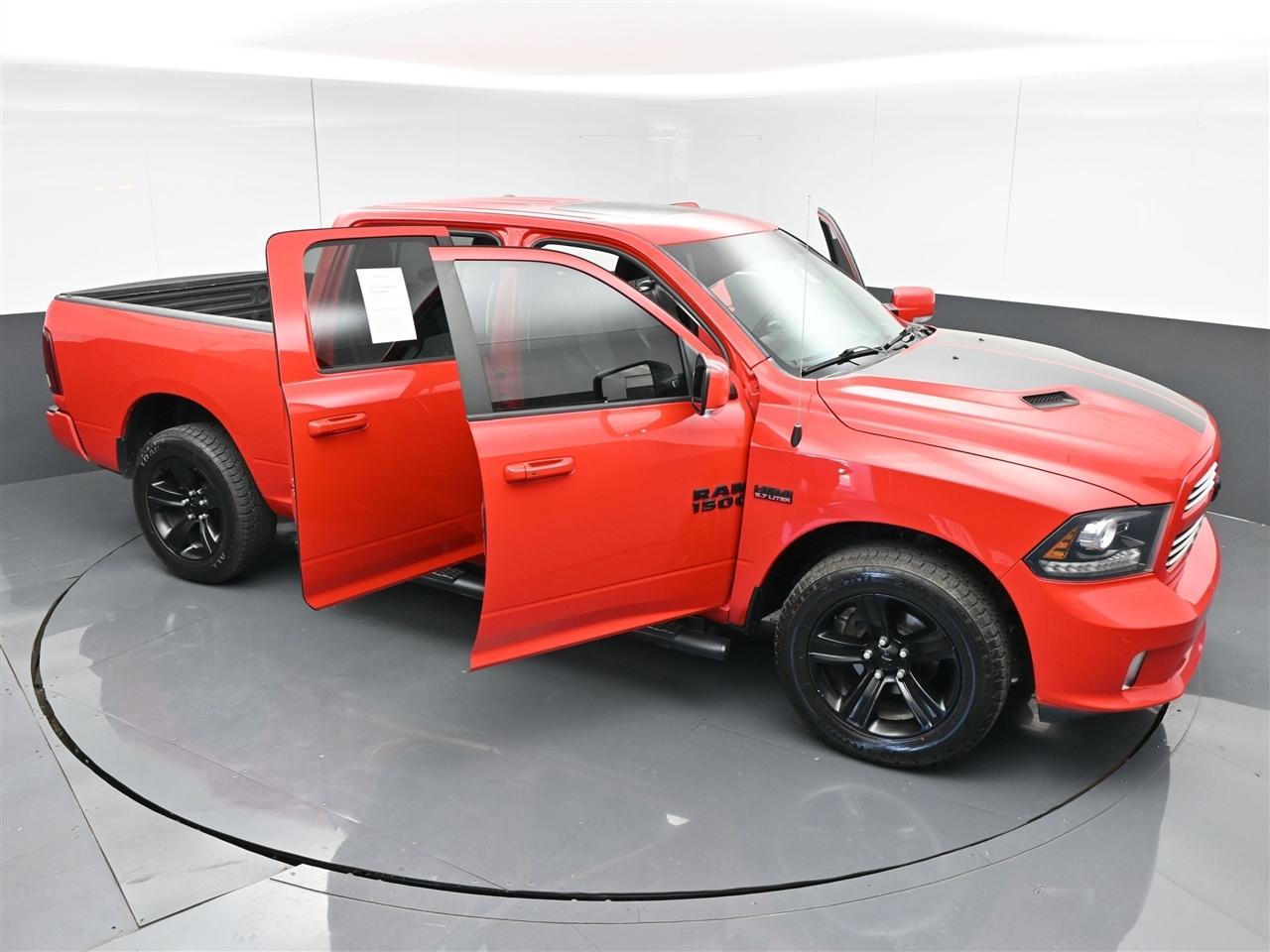 RAM 1500 Sport Crew Cab SWB 4WD 2016