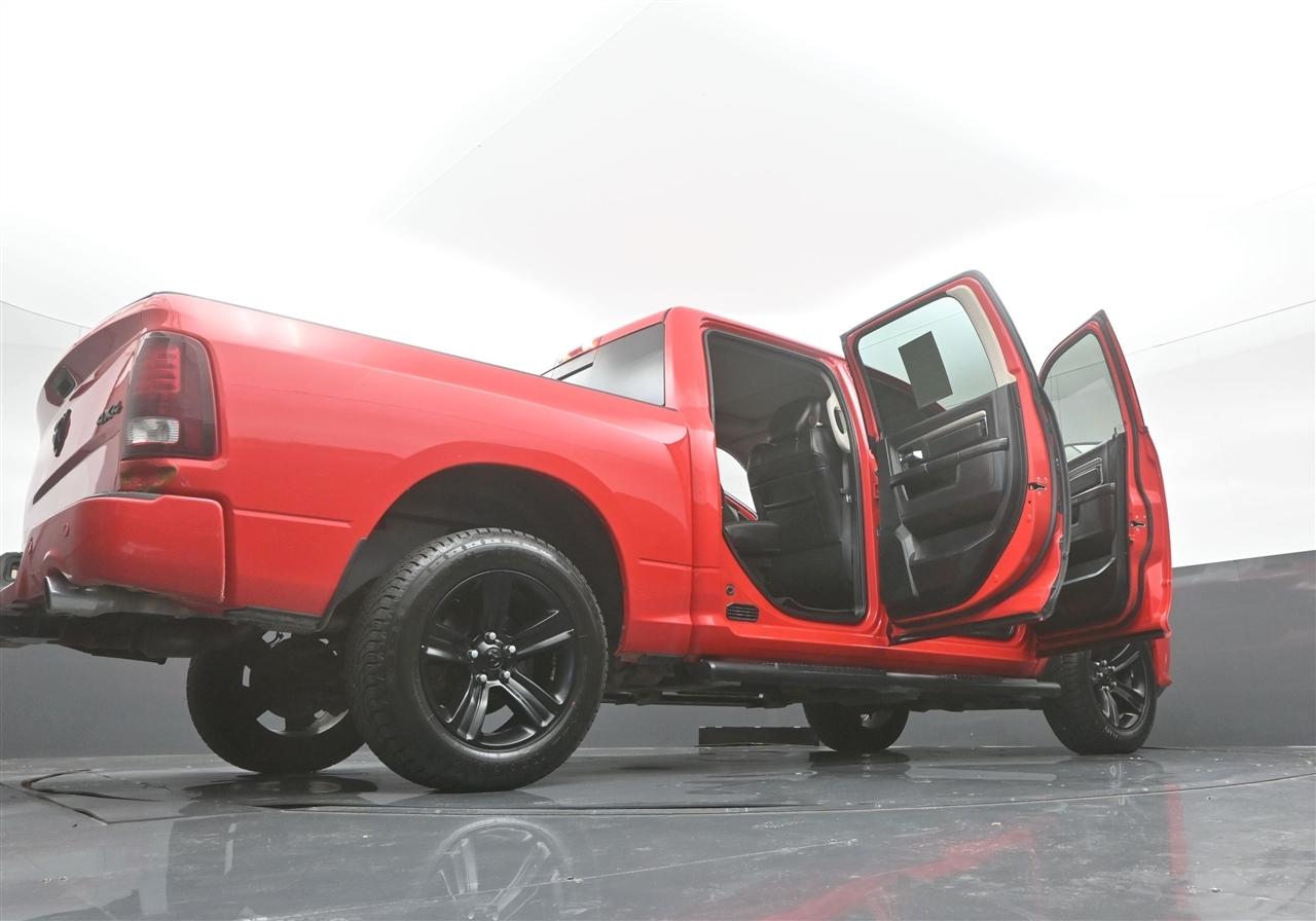 RAM 1500 Sport Crew Cab SWB 4WD 2016