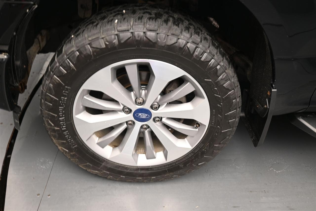 Ford F-150 XL SuperCrew 6.5-ft. Bed 4WD 2017