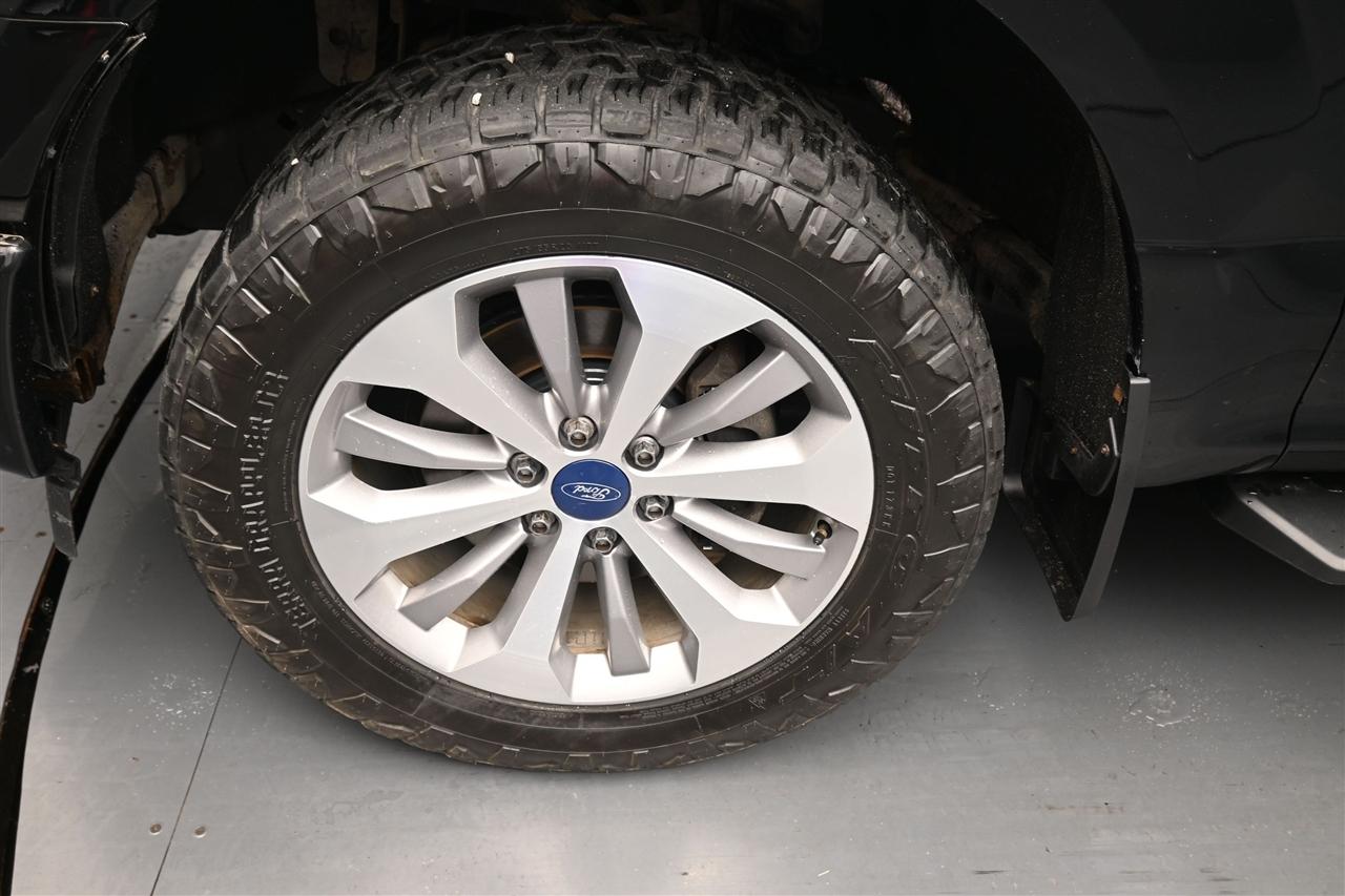 Ford F-150 XL SuperCrew 6.5-ft. Bed 4WD 2017