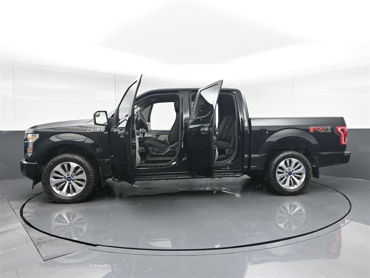 Ford F-150 XL SuperCrew 6.5-ft. Bed 4WD 2017
