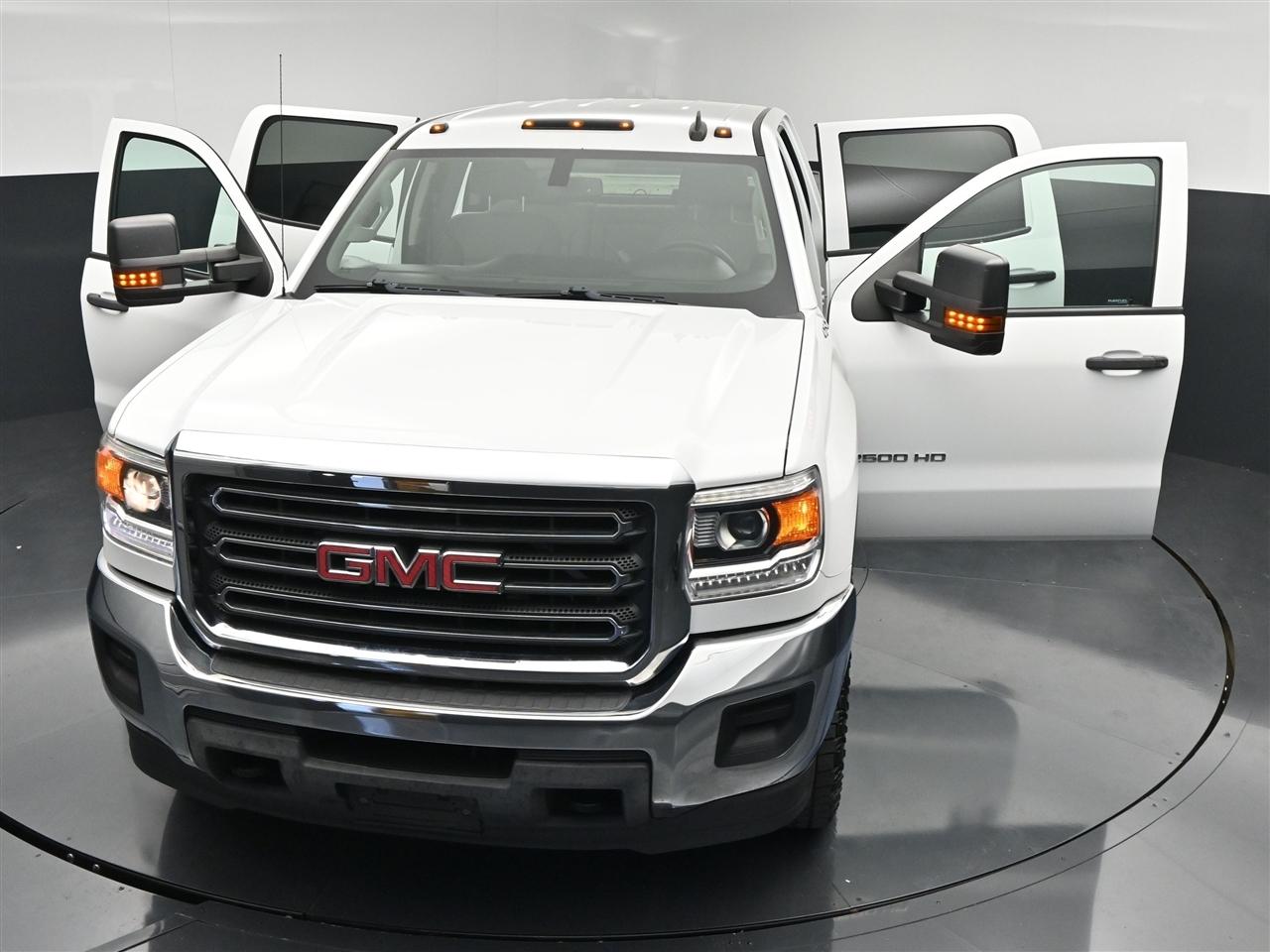 GMC Sierra 2500HD Base Crew Cab 4WD 2017