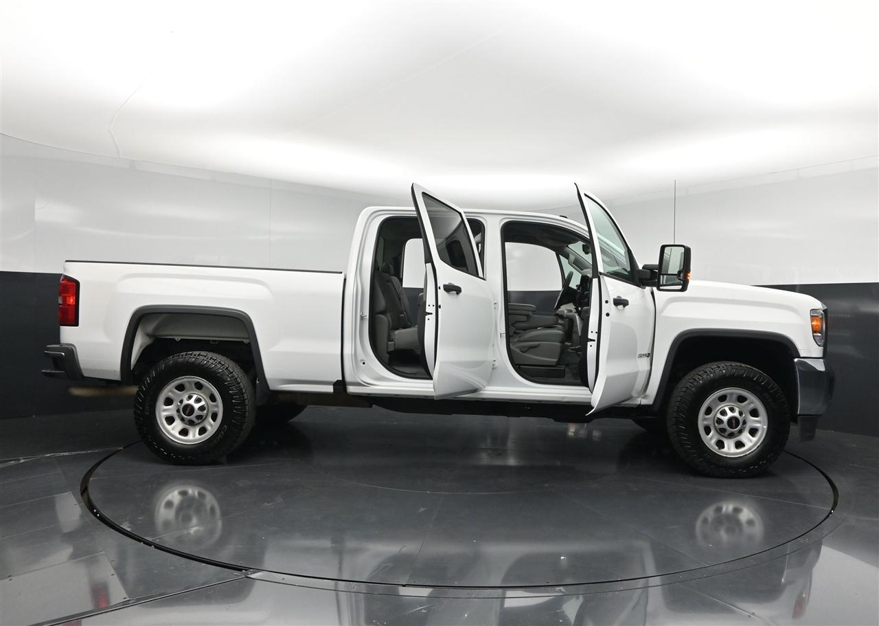 GMC Sierra 2500HD Base Crew Cab 4WD 2017