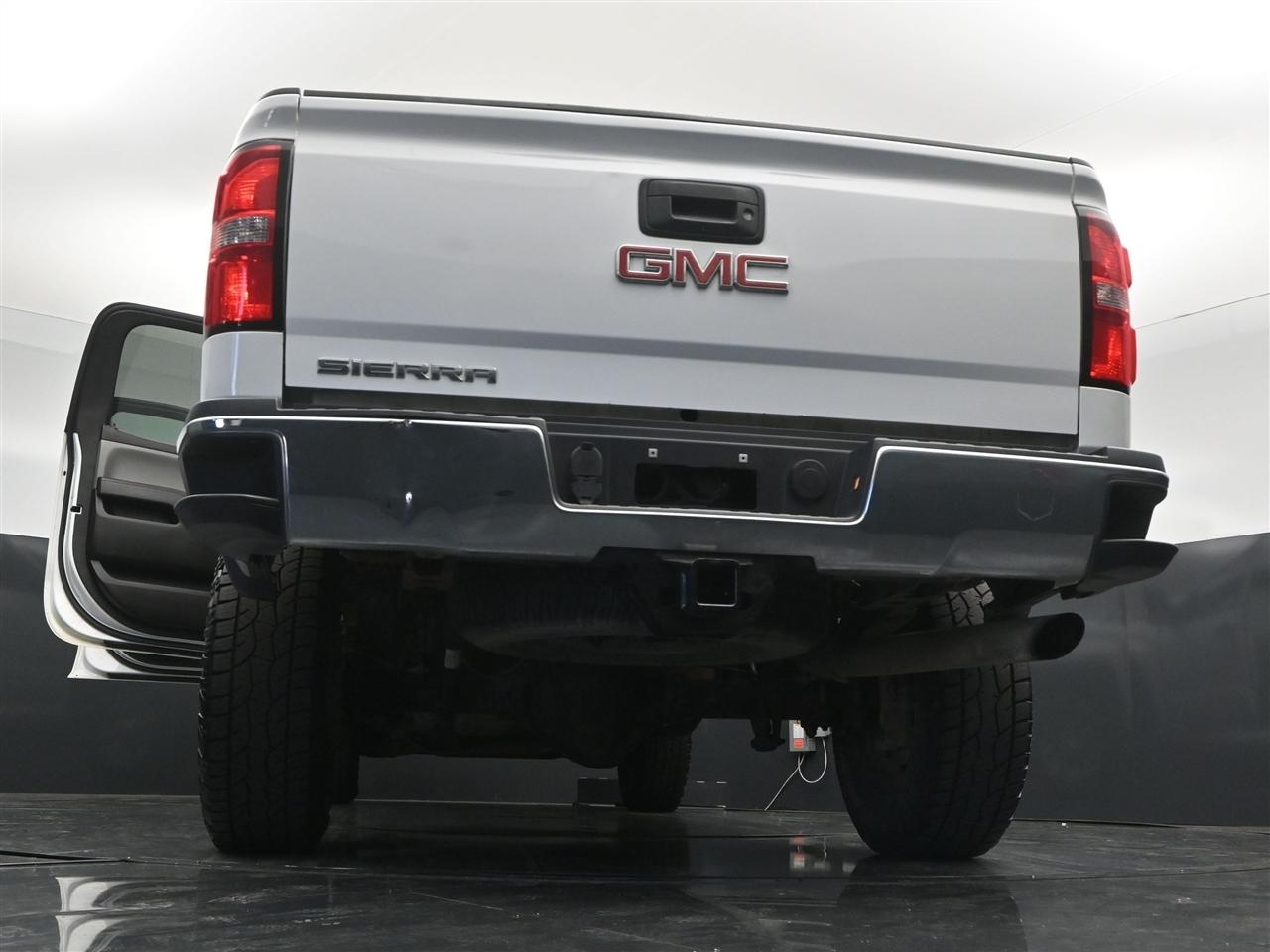 GMC Sierra 2500HD Base Crew Cab 4WD 2017