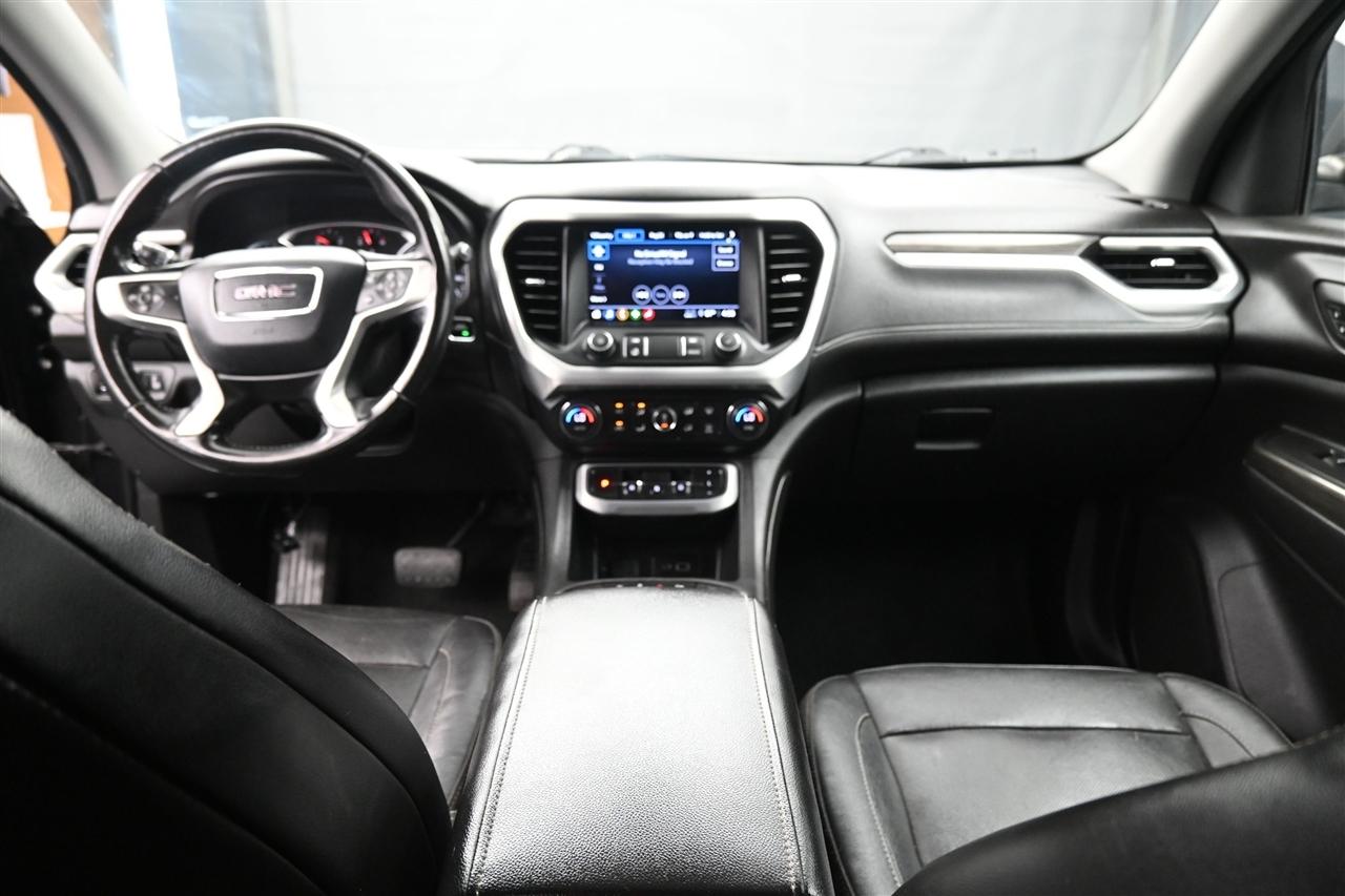 GMC Acadia SLT 2020
