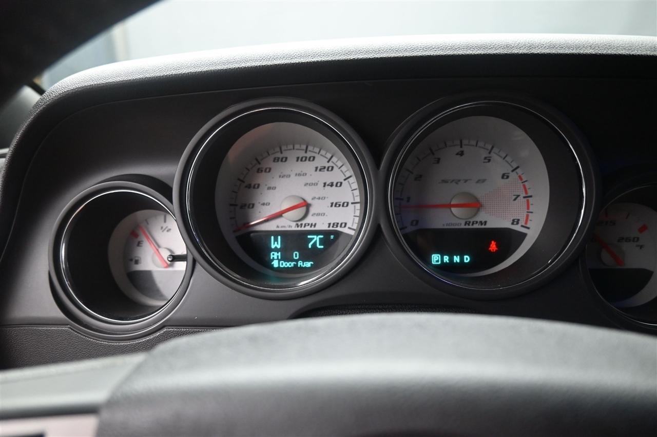 Dodge Challenger SRT8 2009