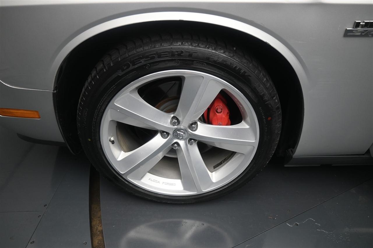 Dodge Challenger SRT8 2009