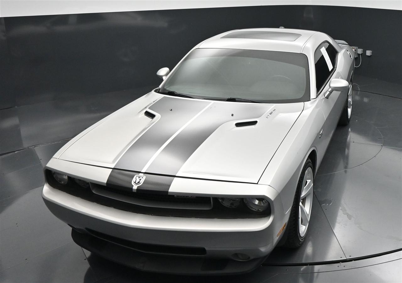 Dodge Challenger SRT8 2009