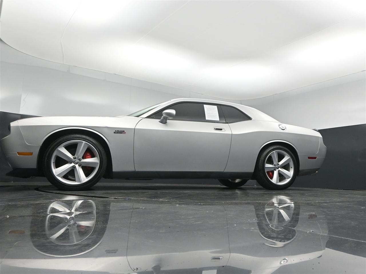 Dodge Challenger SRT8 2009