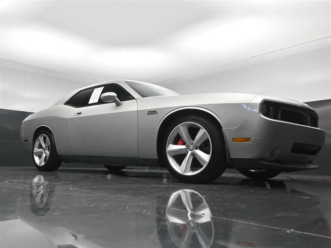 Dodge Challenger SRT8 2009