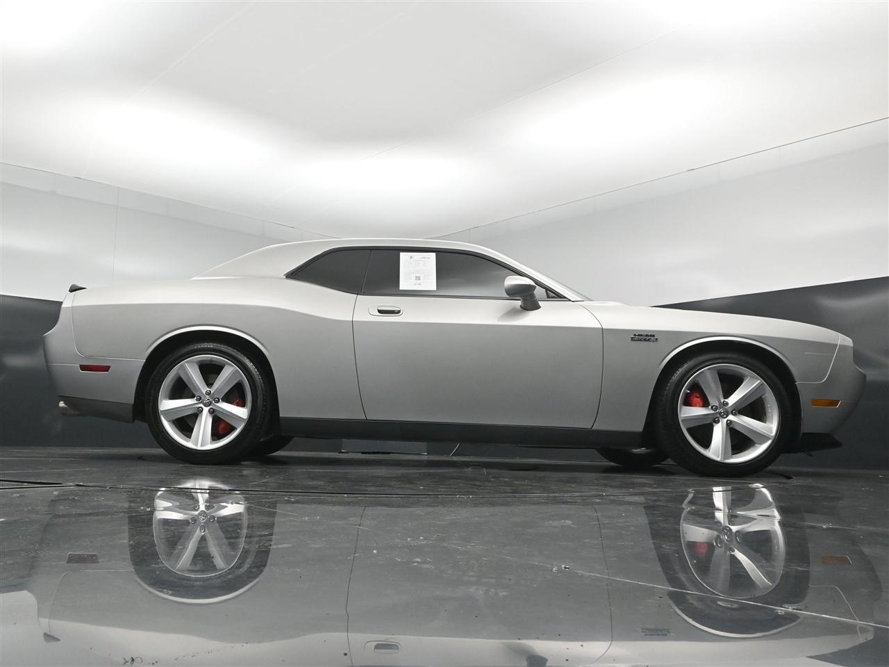Dodge Challenger SRT8 2009