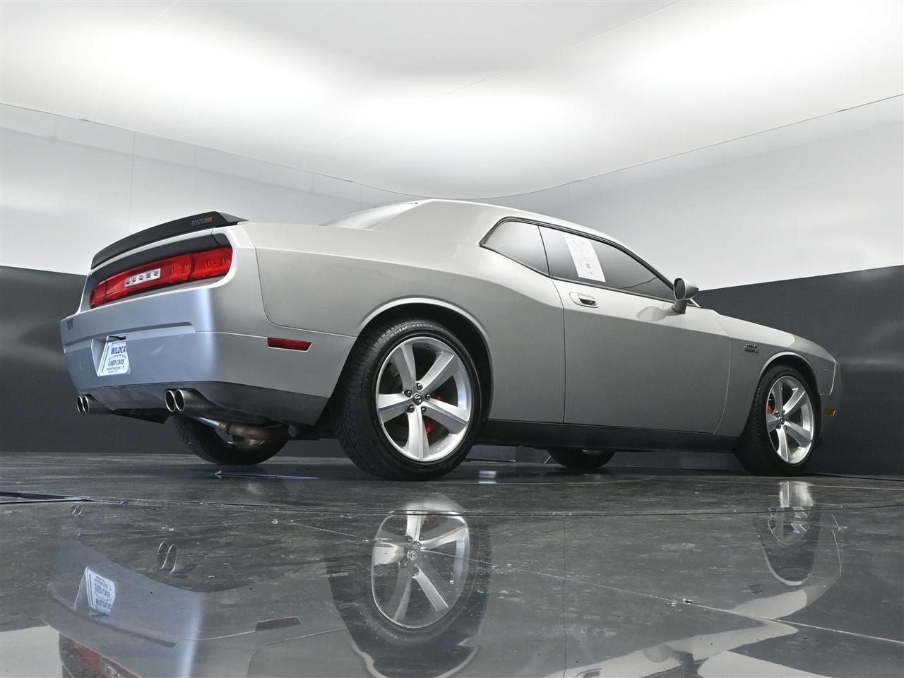 Dodge Challenger SRT8 2009