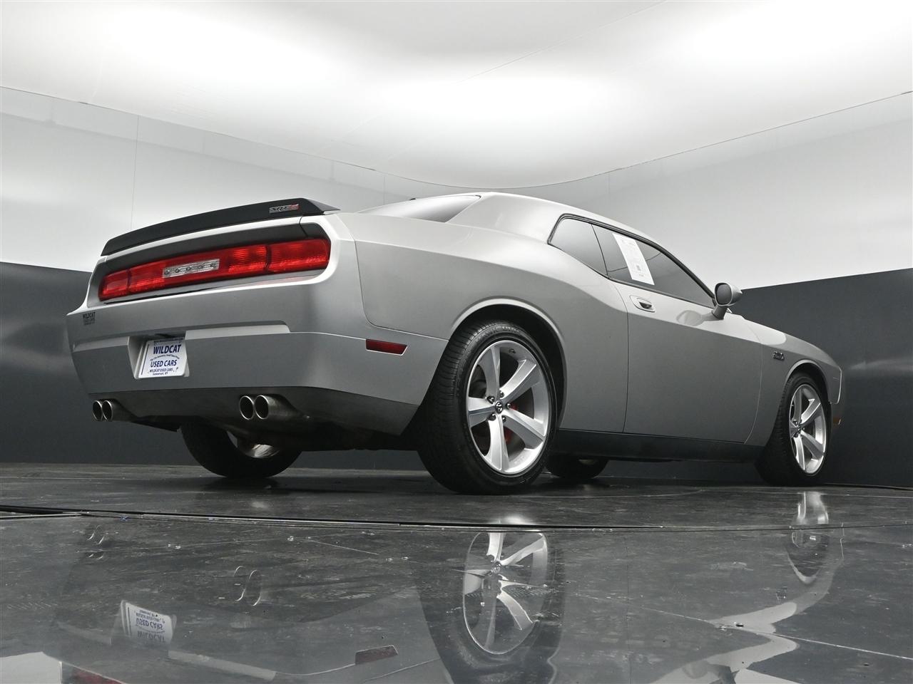 Dodge Challenger SRT8 2009