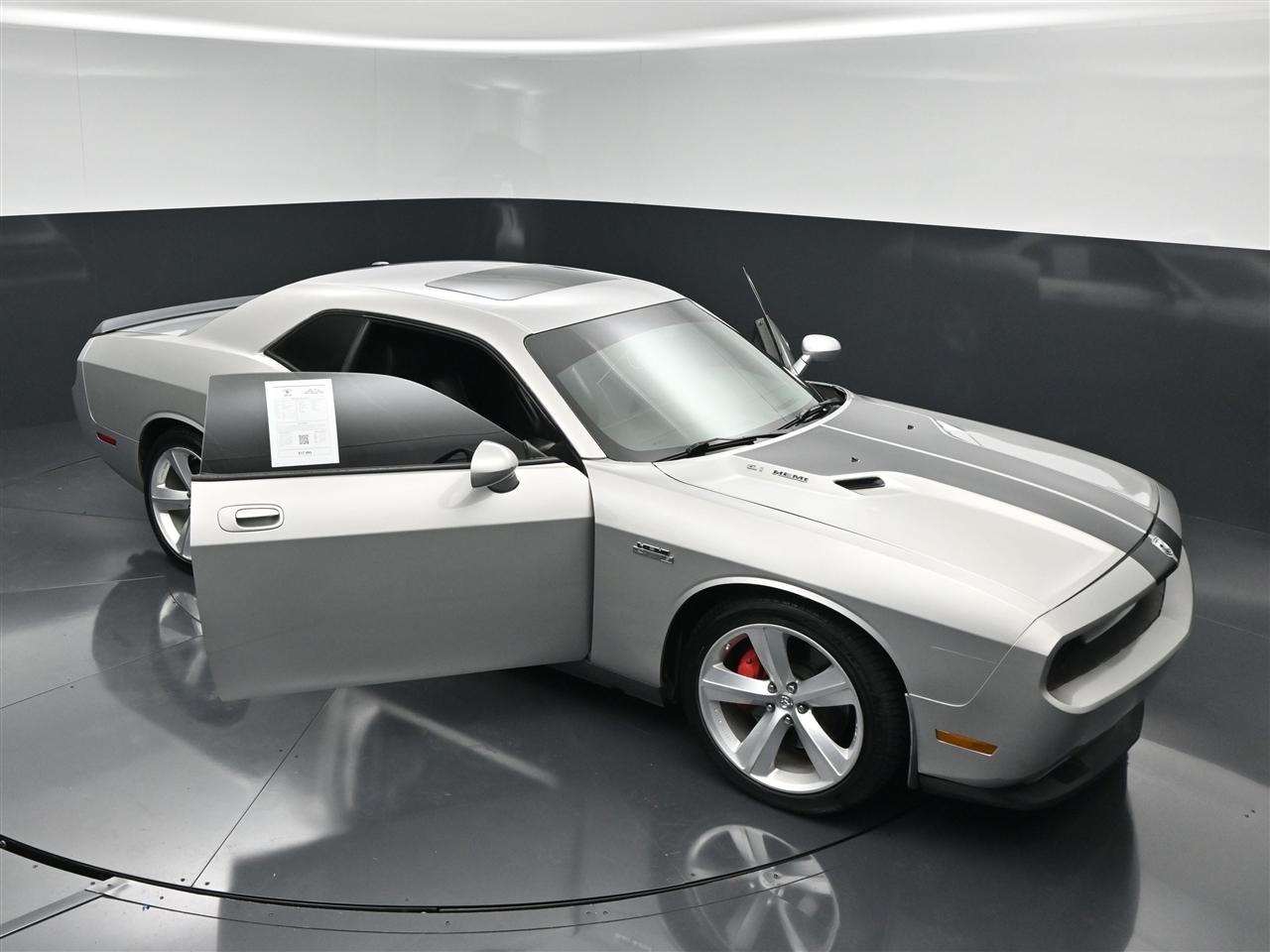 Dodge Challenger SRT8 2009