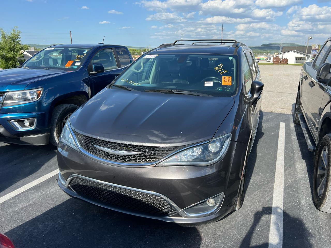 2017 Chrysler Pacifica Touring-L