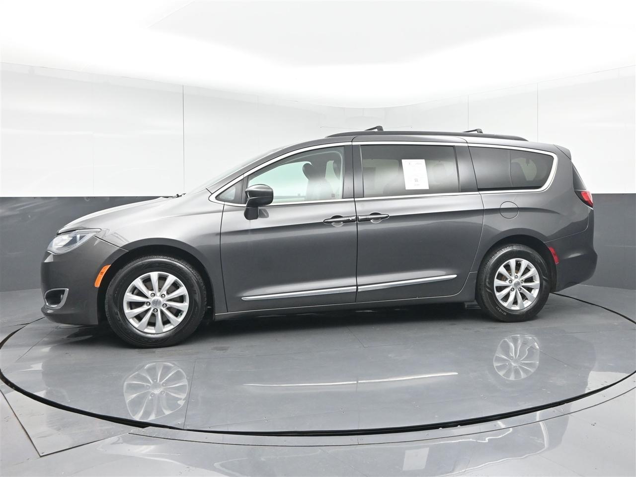 Chrysler Pacifica Touring-L 2017
