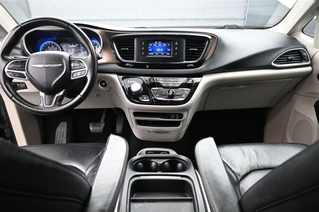 Chrysler Pacifica Touring-L 2017