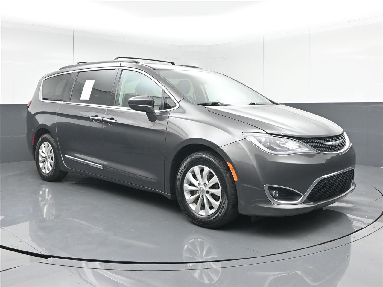 Chrysler Pacifica Touring-L 2017