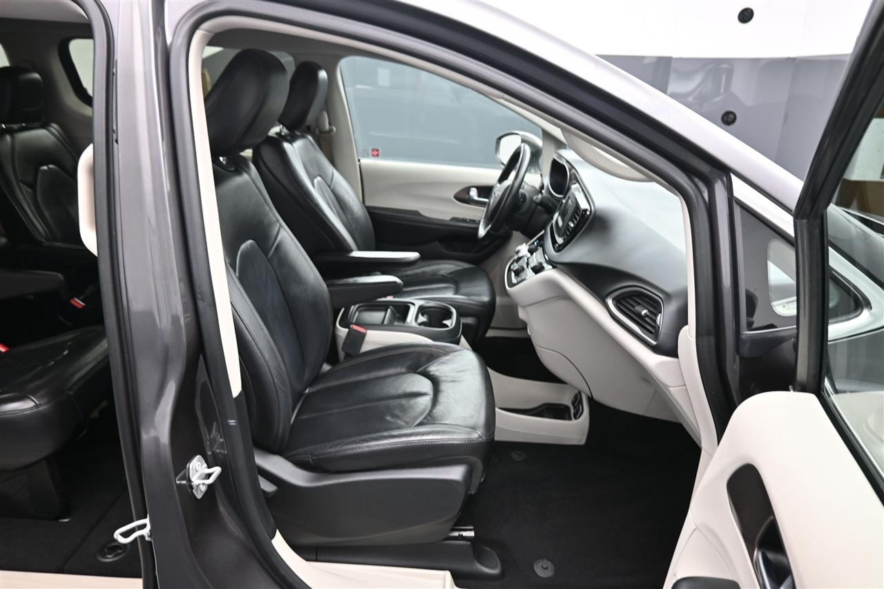 Chrysler Pacifica Touring-L 2017